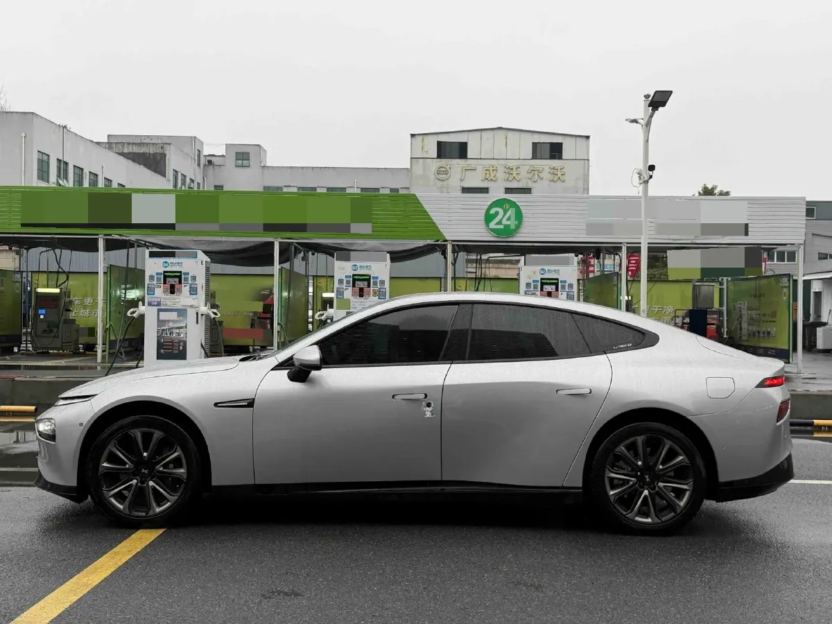 2020 Xpeng P7 BEV 70.8KWH,autocango,china used car exporter,china ev exporter,chinese used car exporter,chinese used ev exporter