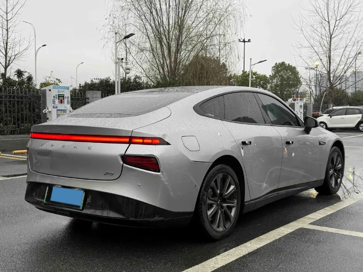 2020 Xpeng P7 BEV 70.8KWH,autocango,china used car exporter,china ev exporter,chinese used car exporter,chinese used ev exporter