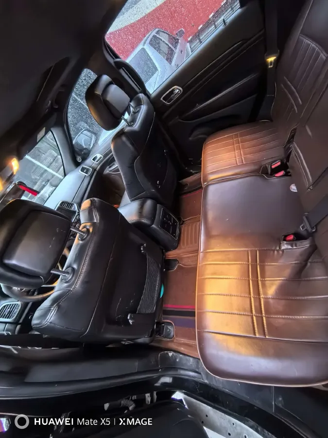 2019 Jeep Grand Cherokee 3.0L 234HP V6 8AT,autocango,china used car exporter,china ev exporter,chinese used car exporter,chinese used ev exporter