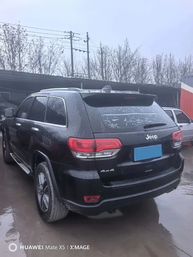 2019 Jeep Grand Cherokee 3.0L 234HP V6 8AT,autocango,china used car exporter,china ev exporter,chinese used car exporter,chinese used ev exporter