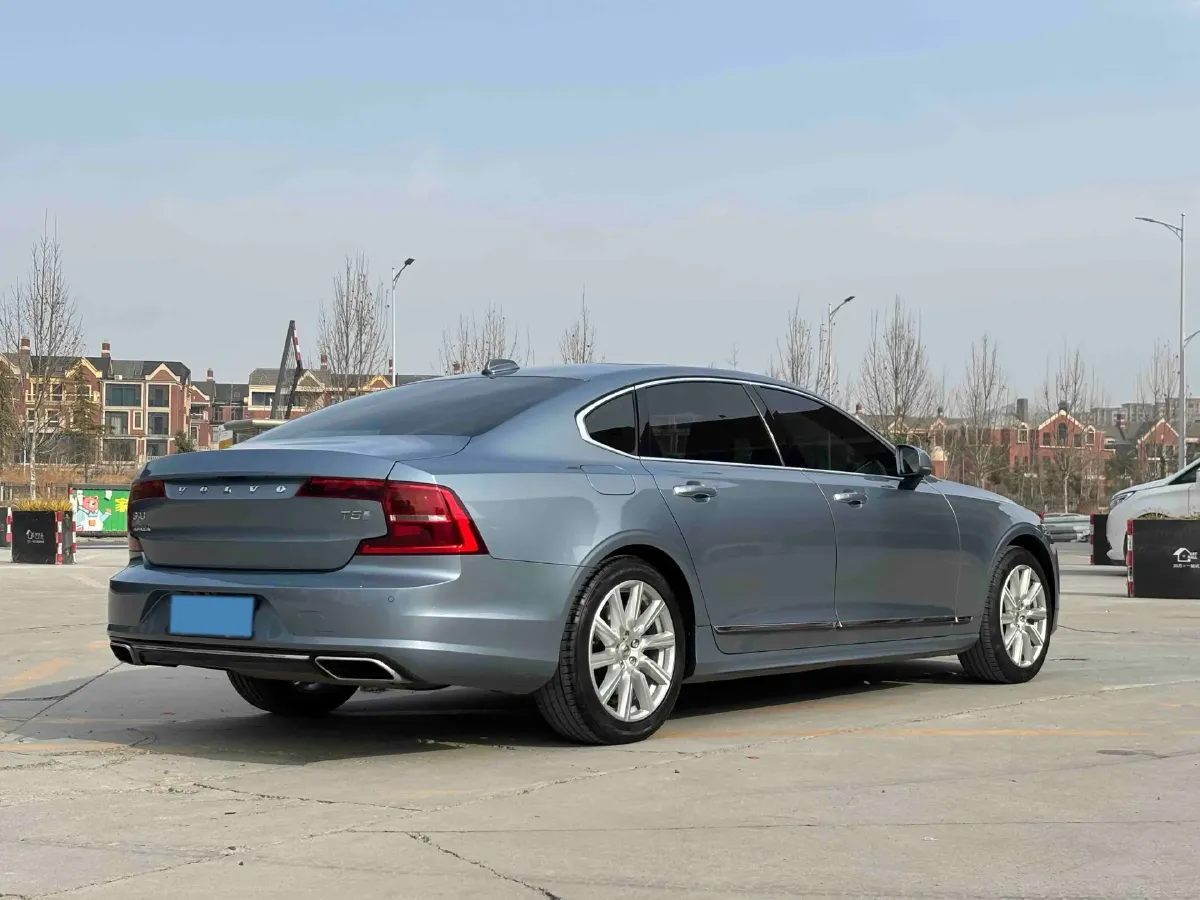 2020 Volvo S90 2.0T 254HP L4 8AT,autocango,china used car exporter,china ev exporter,chinese used car exporter,chinese used ev exporter