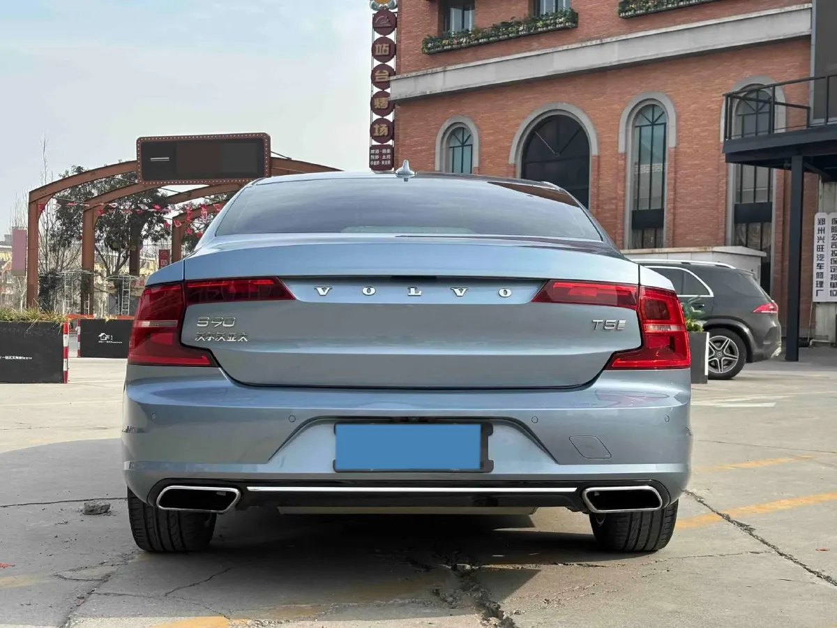 2020 Volvo S90 2.0T 254HP L4 8AT,autocango,china used car exporter,china ev exporter,chinese used car exporter,chinese used ev exporter
