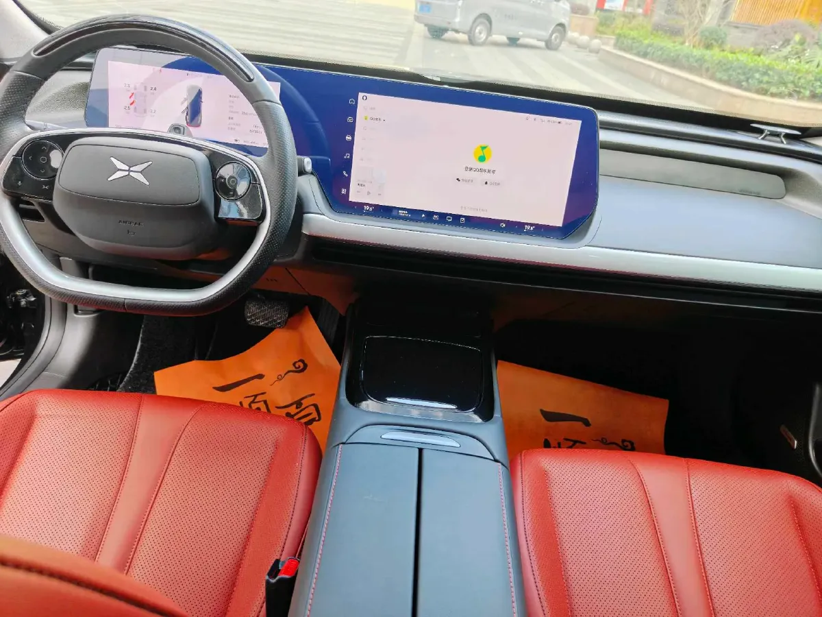 2020 DS 7 1.6T 215HP L4 8AT,autocango,china used car exporter,china ev exporter,chinese used car exporter,chinese used ev exporter