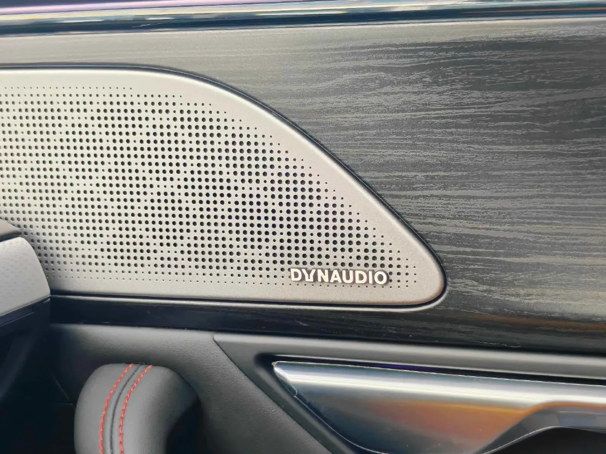 2020 DS 7 1.6T 215HP L4 8AT,autocango,china used car exporter,china ev exporter,chinese used car exporter,chinese used ev exporter