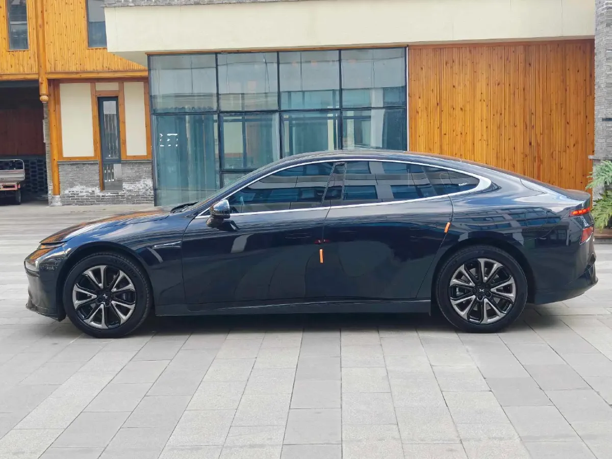 2020 DS 7 1.6T 215HP L4 8AT,autocango,china used car exporter,china ev exporter,chinese used car exporter,chinese used ev exporter