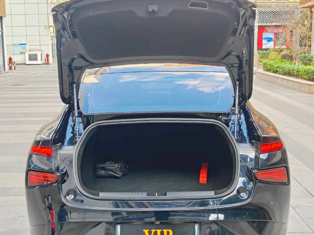 2020 DS 7 1.6T 215HP L4 8AT,autocango,china used car exporter,china ev exporter,chinese used car exporter,chinese used ev exporter