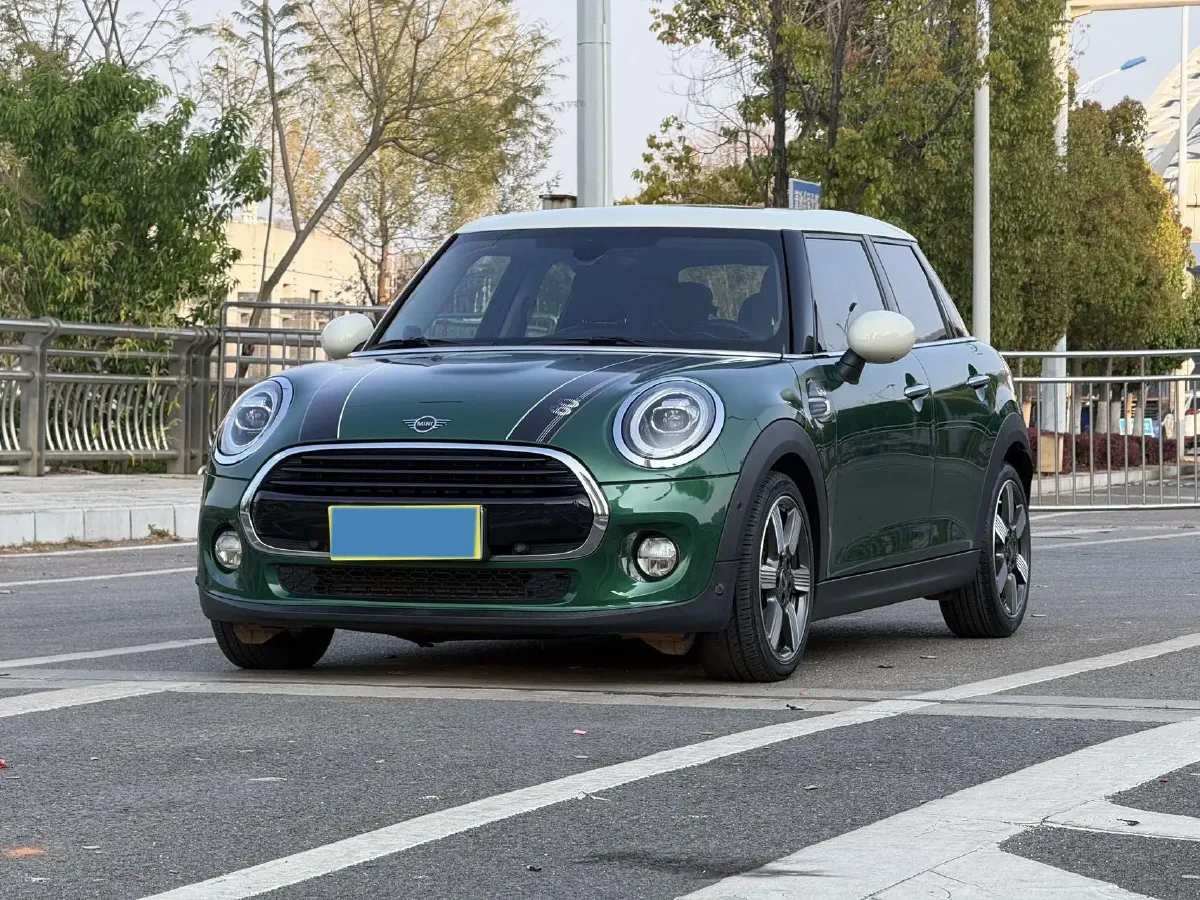 2019 MINI MINI 1.5T 136HP L3 7DCT,autocango,china used car exporter,china ev exporter,chinese used car exporter,chinese used ev exporter