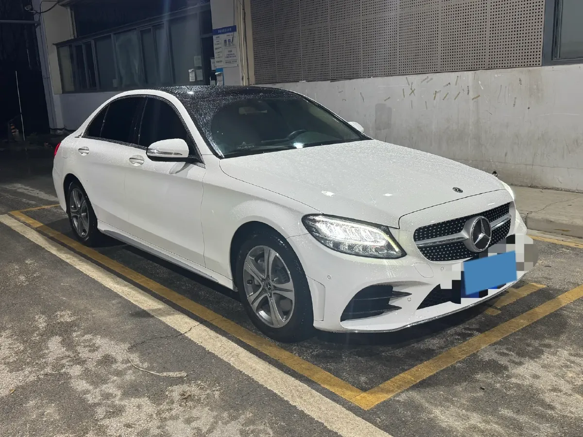 2020 Mercedes-Benz C Class 1.5T 184HP L4 9AT,autocango,china used car exporter,china ev exporter,chinese used car exporter,chinese used ev exporter