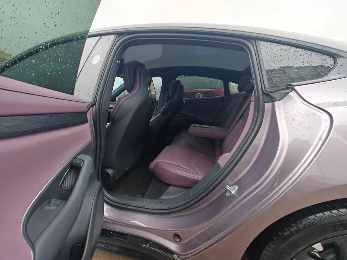 2024 MI SU7 BEV 94.3KWH,autocango,china used car exporter,china ev exporter,chinese used car exporter,chinese used ev exporter