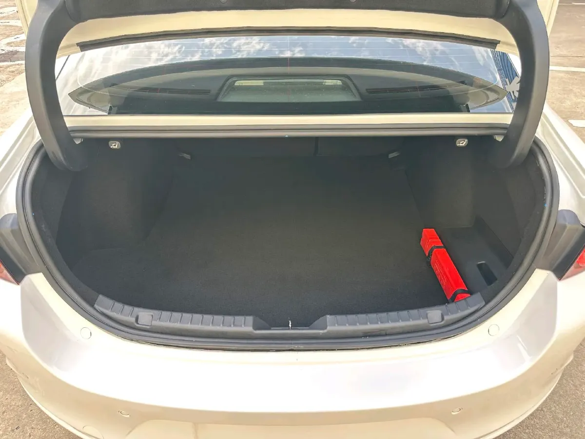 2023 Mazda 3 Axela 2.0L 158HP L4 6AT,autocango,china used car exporter,china ev exporter,chinese used car exporter,chinese used ev exporter