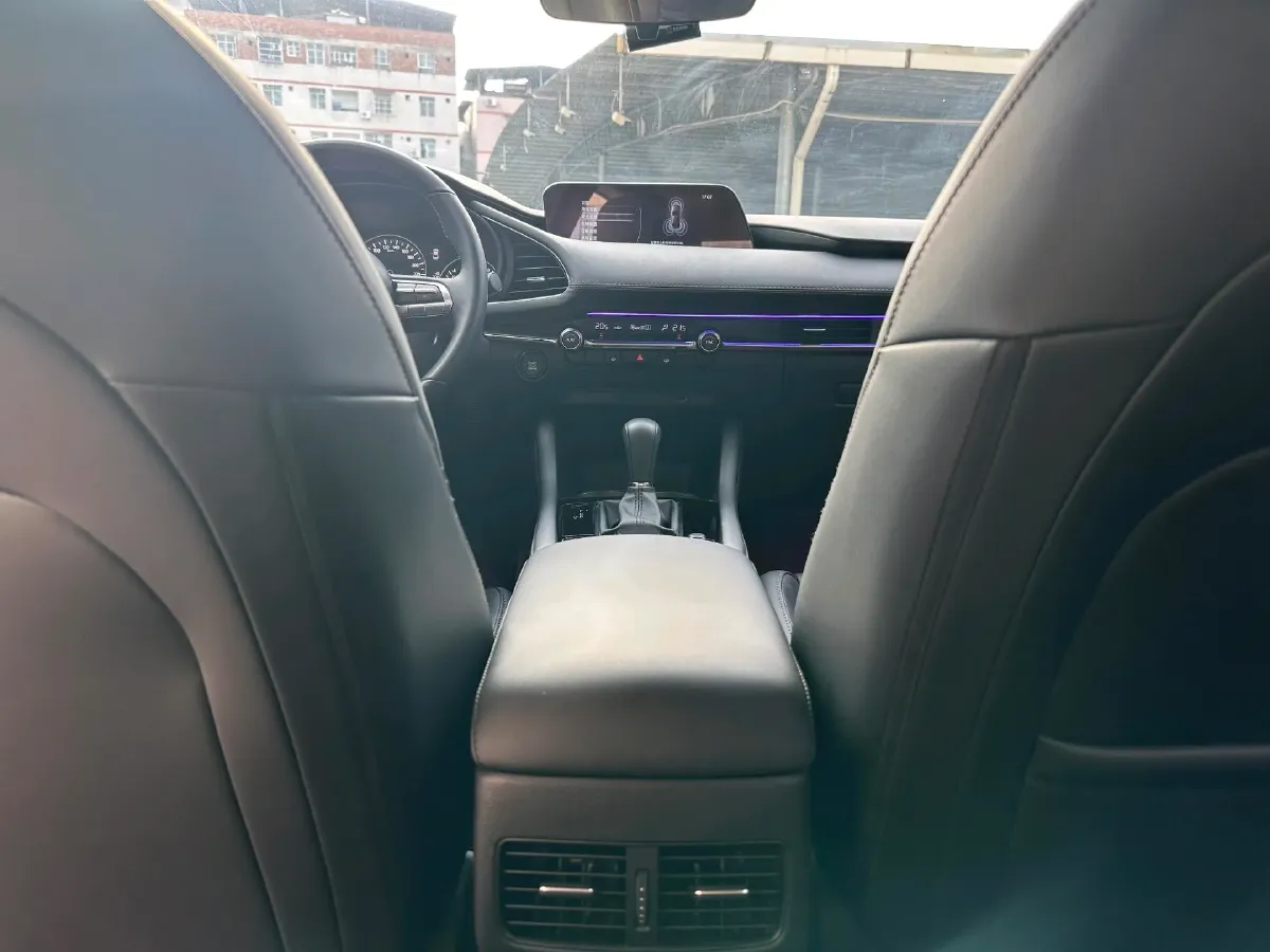 2023 Mazda 3 Axela 2.0L 158HP L4 6AT,autocango,china used car exporter,china ev exporter,chinese used car exporter,chinese used ev exporter
