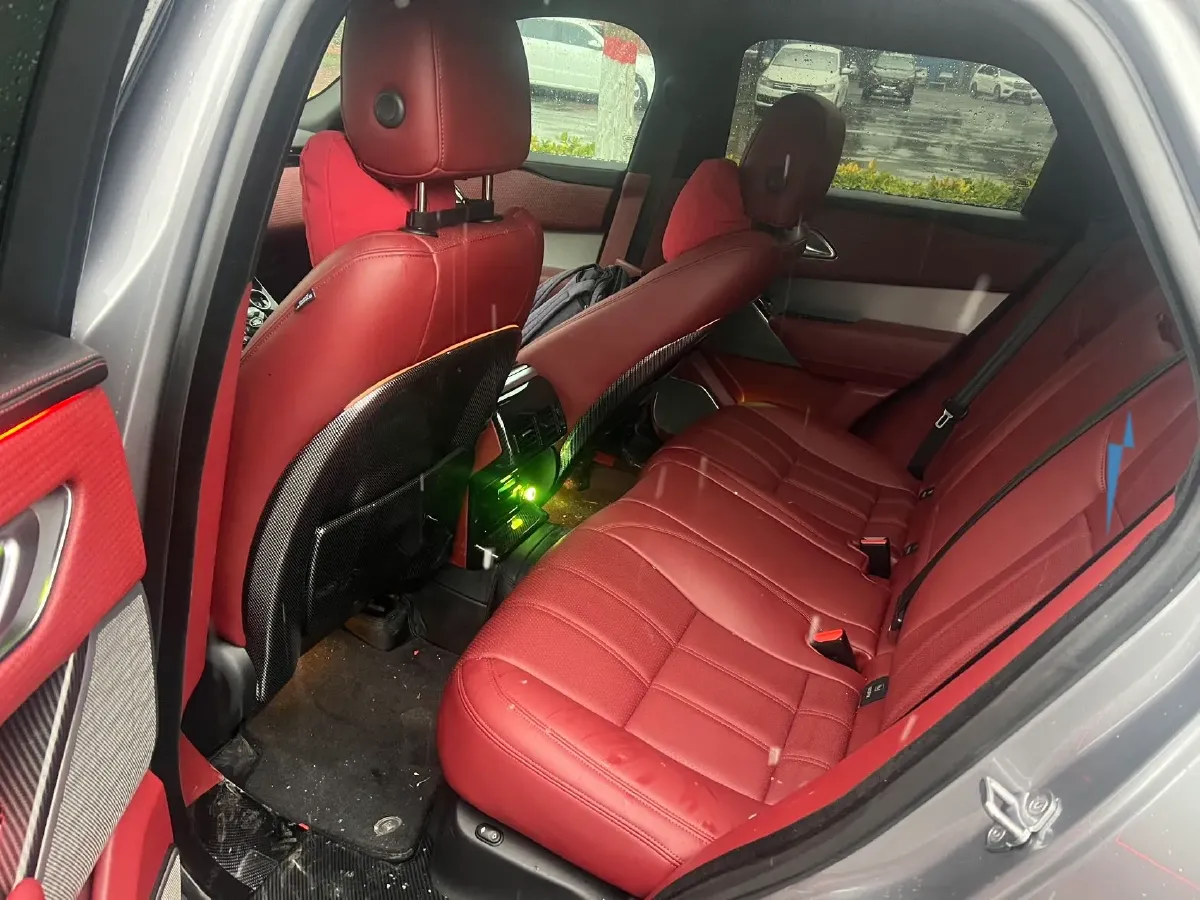 2021 Land Rover Range Rover Velar 3.0T 340HP L6 8AT,autocango,china used car exporter,china ev exporter,chinese used car exporter,chinese used ev exporter