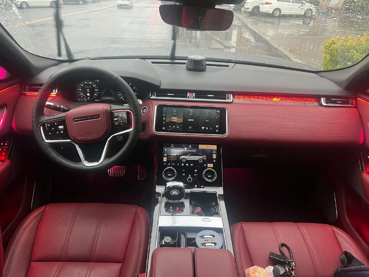 2021 Land Rover Range Rover Velar 3.0T 340HP L6 8AT,autocango,china used car exporter,china ev exporter,chinese used car exporter,chinese used ev exporter