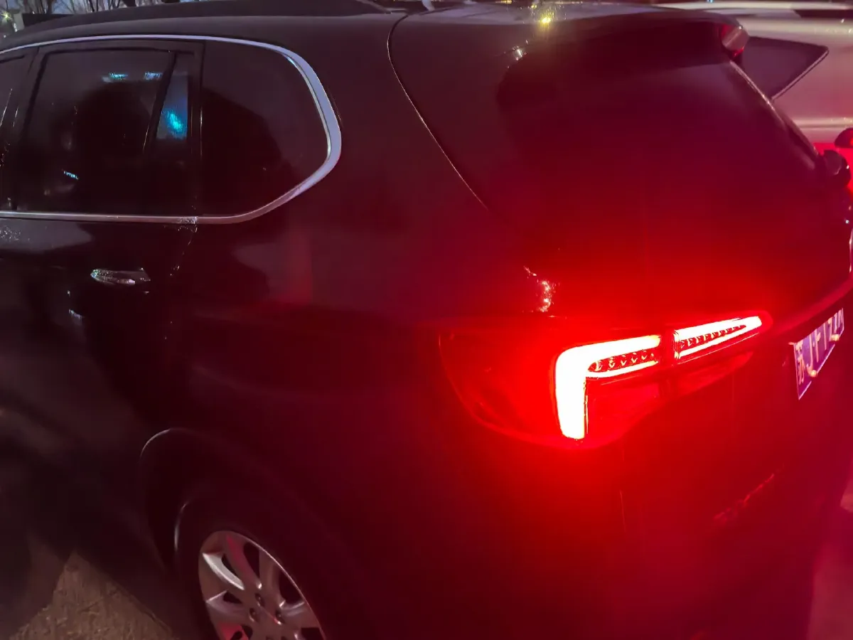 2021 Buick EnvisionPlus 1.5T 169HP L4 7DCT,autocango,china used car exporter,china ev exporter,chinese used car exporter,chinese used ev exporter