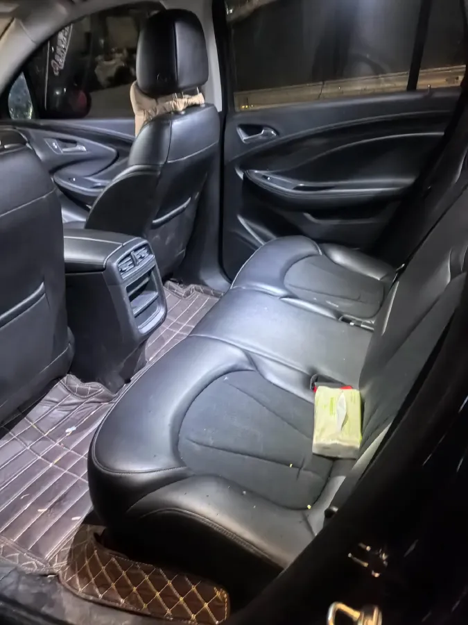 2021 Buick EnvisionPlus 1.5T 169HP L4 7DCT,autocango,china used car exporter,china ev exporter,chinese used car exporter,chinese used ev exporter