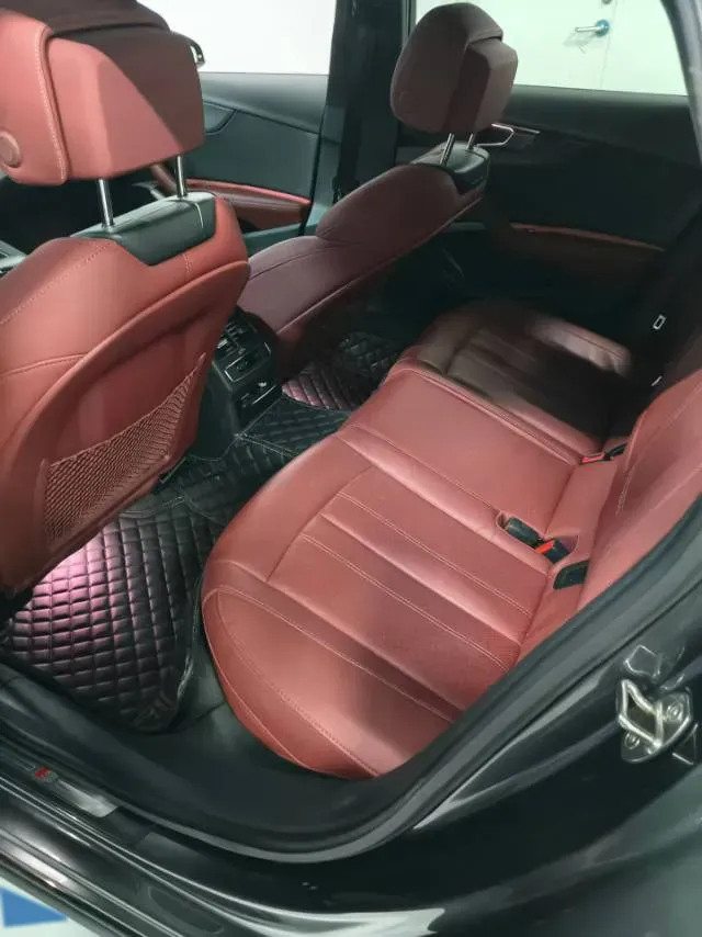 2023 Audi A4L 2.0T 190HP L4 7DCT,autocango,china used car exporter,china ev exporter,chinese used car exporter,chinese used ev exporter