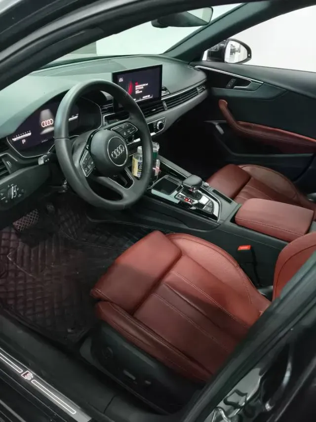 2023 Audi A4L 2.0T 190HP L4 7DCT,autocango,china used car exporter,china ev exporter,chinese used car exporter,chinese used ev exporter