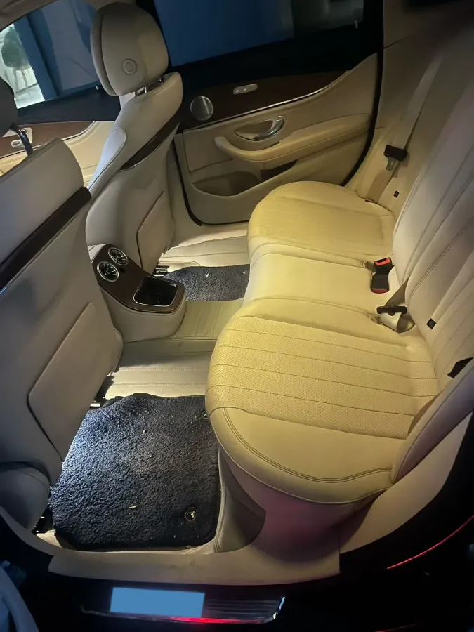 2021 Mercedes-Benz E Class 2.0T 258HP L4 9AT,autocango,china used car exporter,china ev exporter,chinese used car exporter,chinese used ev exporter