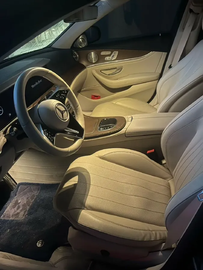 2021 Mercedes-Benz E Class 2.0T 258HP L4 9AT,autocango,china used car exporter,china ev exporter,chinese used car exporter,chinese used ev exporter