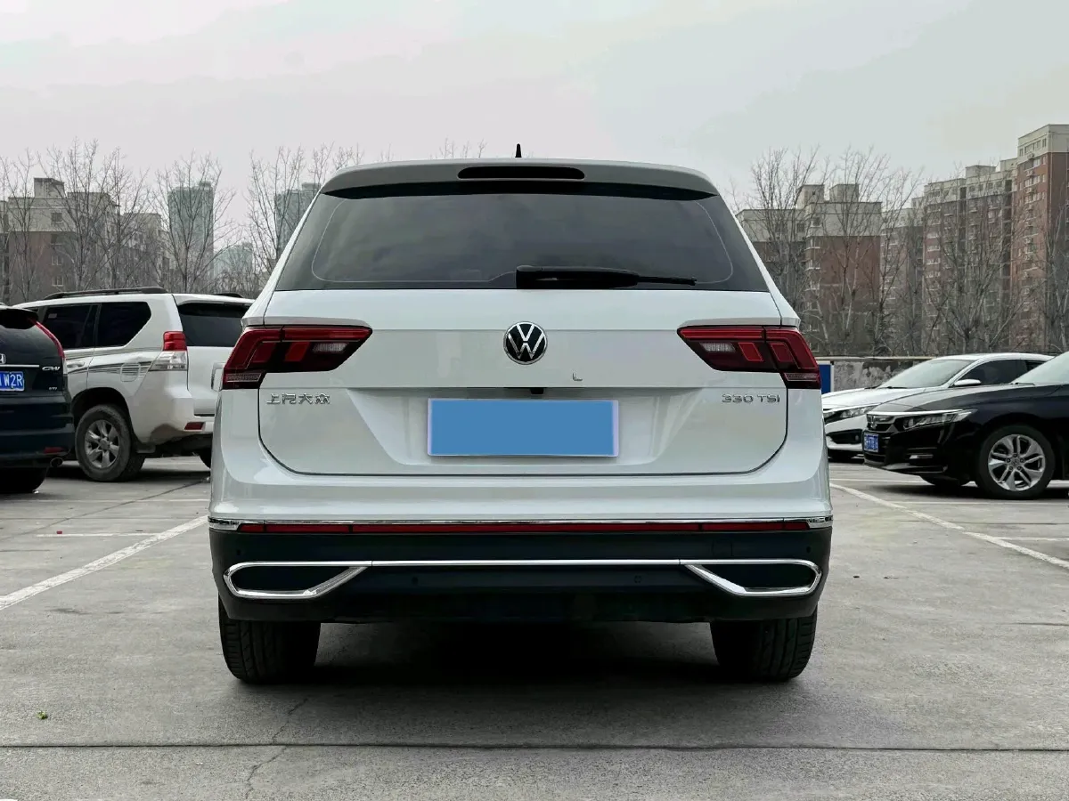 2023 Volkswagen Tiguan L 1.5T 160HP L4 7DCT,autocango,china used car exporter,china ev exporter,chinese used car exporter,chinese used ev exporter