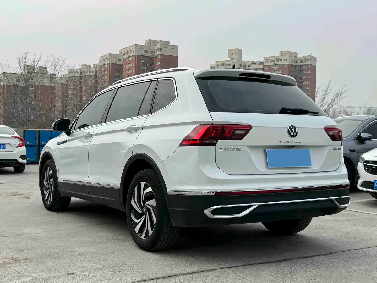 2023 Volkswagen Tiguan L 1.5T 160HP L4 7DCT,autocango,china used car exporter,china ev exporter,chinese used car exporter,chinese used ev exporter
