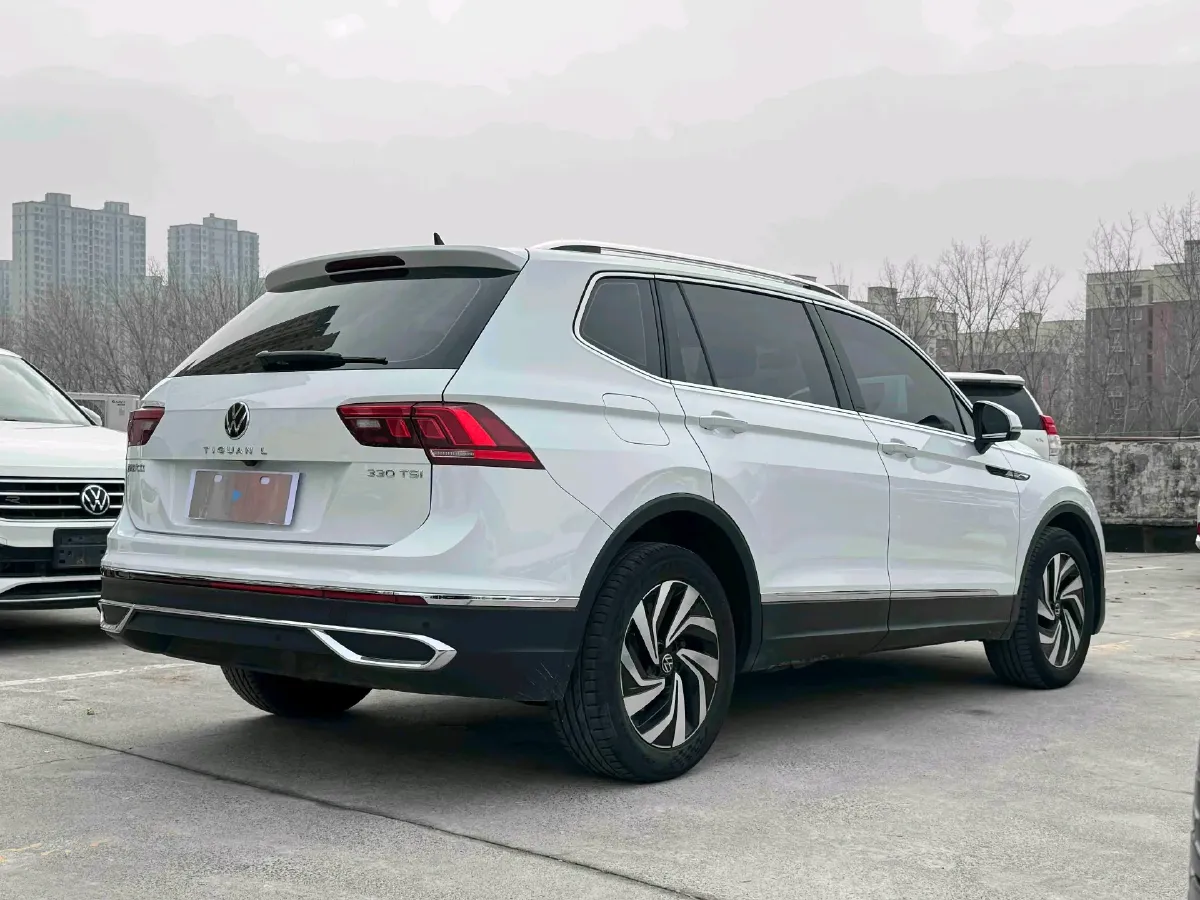 2023 Volkswagen Tiguan L 1.5T 160HP L4 7DCT,autocango,china used car exporter,china ev exporter,chinese used car exporter,chinese used ev exporter