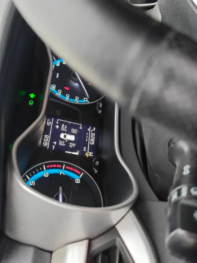 2020 Geely Emgrand 1.5L 109HP L4 5MT,autocango,china used car exporter,china ev exporter,chinese used car exporter,chinese used ev exporter