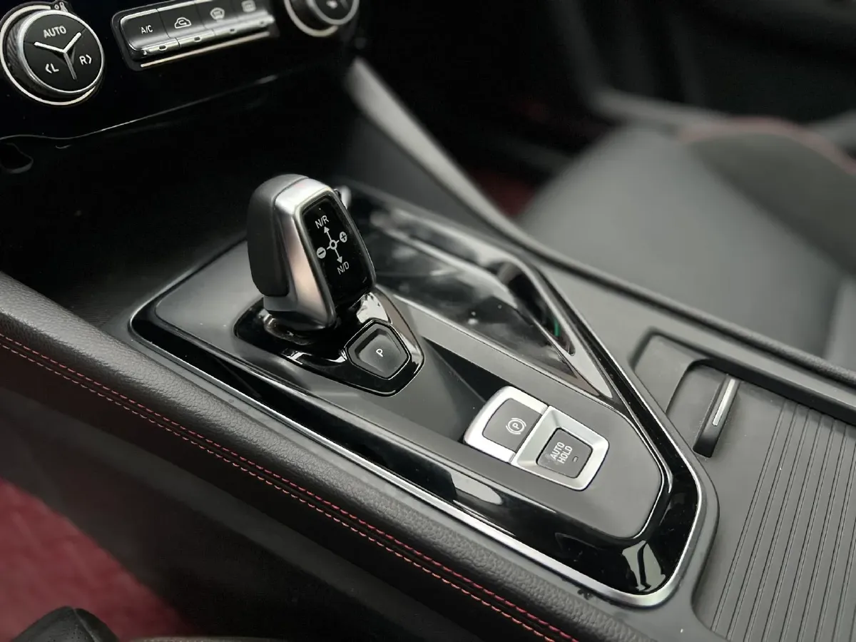 2019 Foton Tunland 2.0T 218HP L4 6AT,autocango,china used car exporter,china ev exporter,chinese used car exporter,chinese used ev exporter