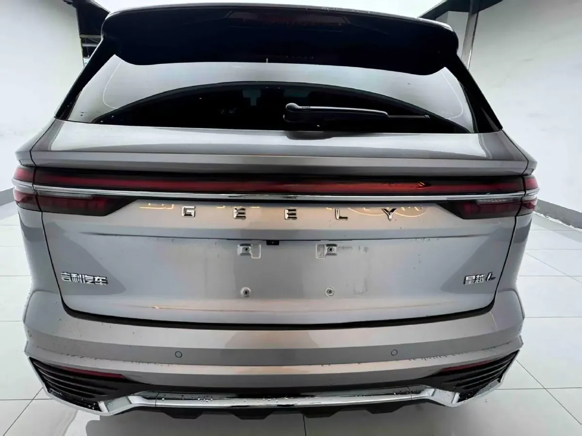 2021 Geely Monjaro 2.0T 218HP L4 7DCT,autocango,china used car exporter,china ev exporter,chinese used car exporter,chinese used ev exporter