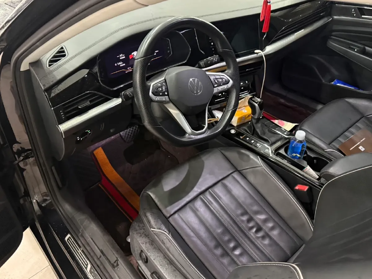 2021 Volkswagen Passat 2.0T 186HP L4 7DCT,autocango,china used car exporter,china ev exporter,chinese used car exporter,chinese used ev exporter