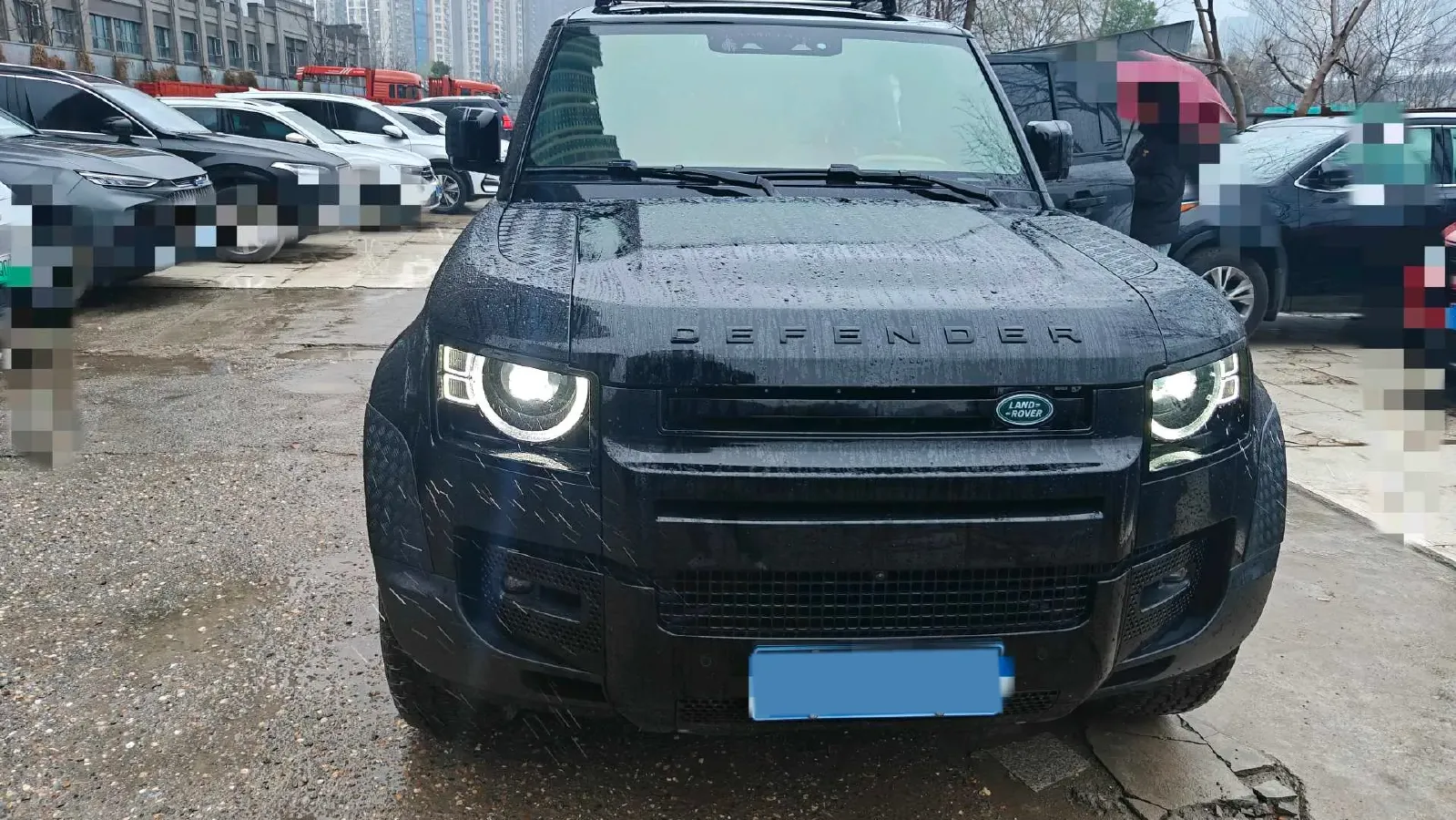 2025 Land Rover Defender 3.0T 400HP L6 8AT,autocango,china used car exporter,china ev exporter,chinese used car exporter,chinese used ev exporter