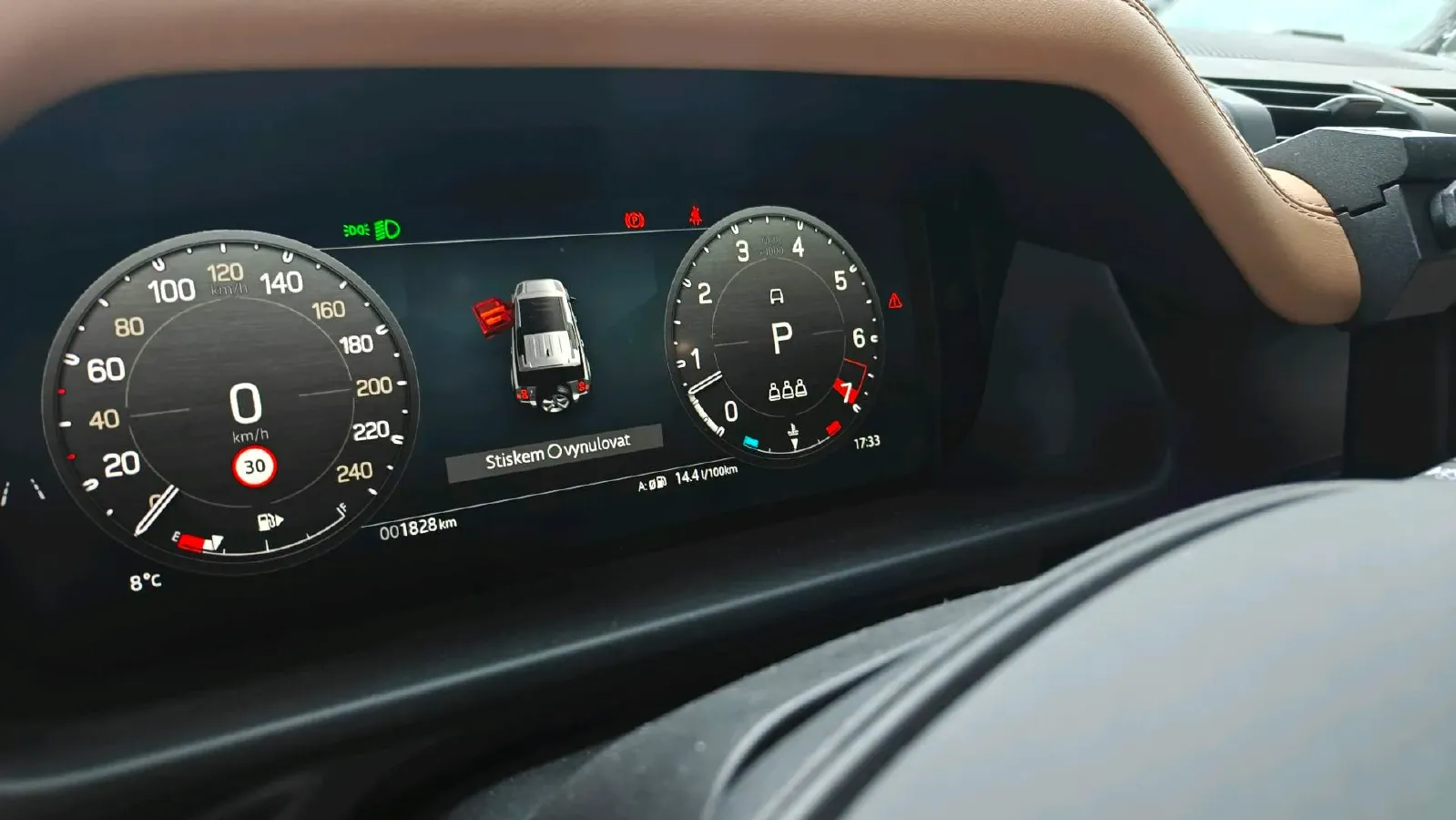 2025 Land Rover Defender 3.0T 400HP L6 8AT,autocango,china used car exporter,china ev exporter,chinese used car exporter,chinese used ev exporter