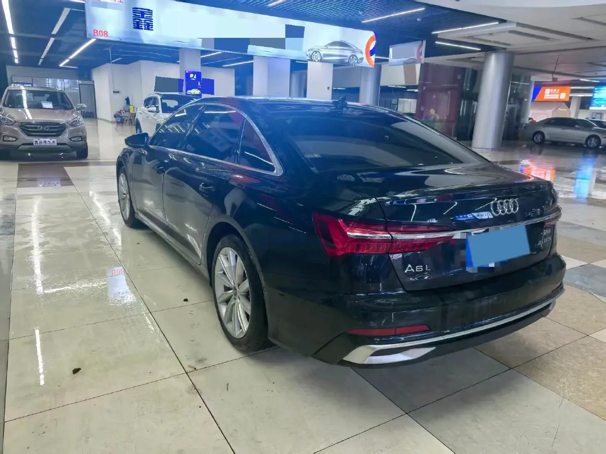 2023 Audi A6L 2.0T 245HP L4 7DCT,autocango,china used car exporter,china ev exporter,chinese used car exporter,chinese used ev exporter