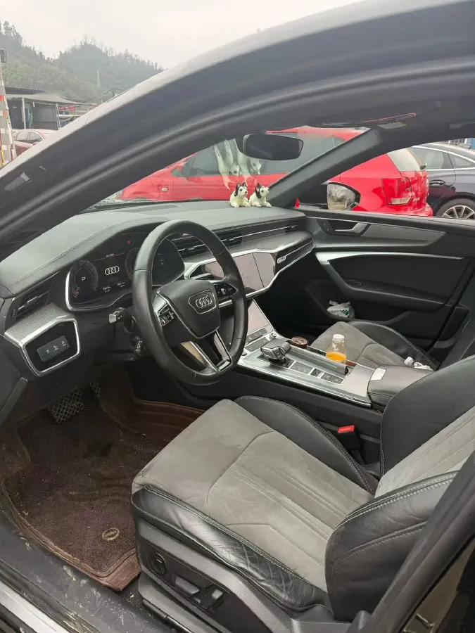 2021 Audi A6L 2.0T 190HP L4 7DCT,autocango,china used car exporter,china ev exporter,chinese used car exporter,chinese used ev exporter