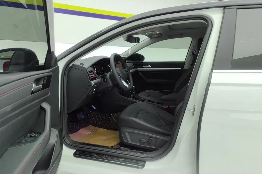 2024 Volkswagen Lavida 1.5T 160HP L4 7DCT,autocango,china used car exporter,china ev exporter,chinese used car exporter,chinese used ev exporter