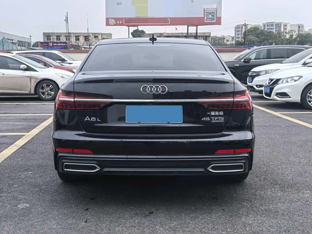 2021 Audi A6L 2.0T 224HP L4 7DCT,autocango,china used car exporter,china ev exporter,chinese used car exporter,chinese used ev exporter