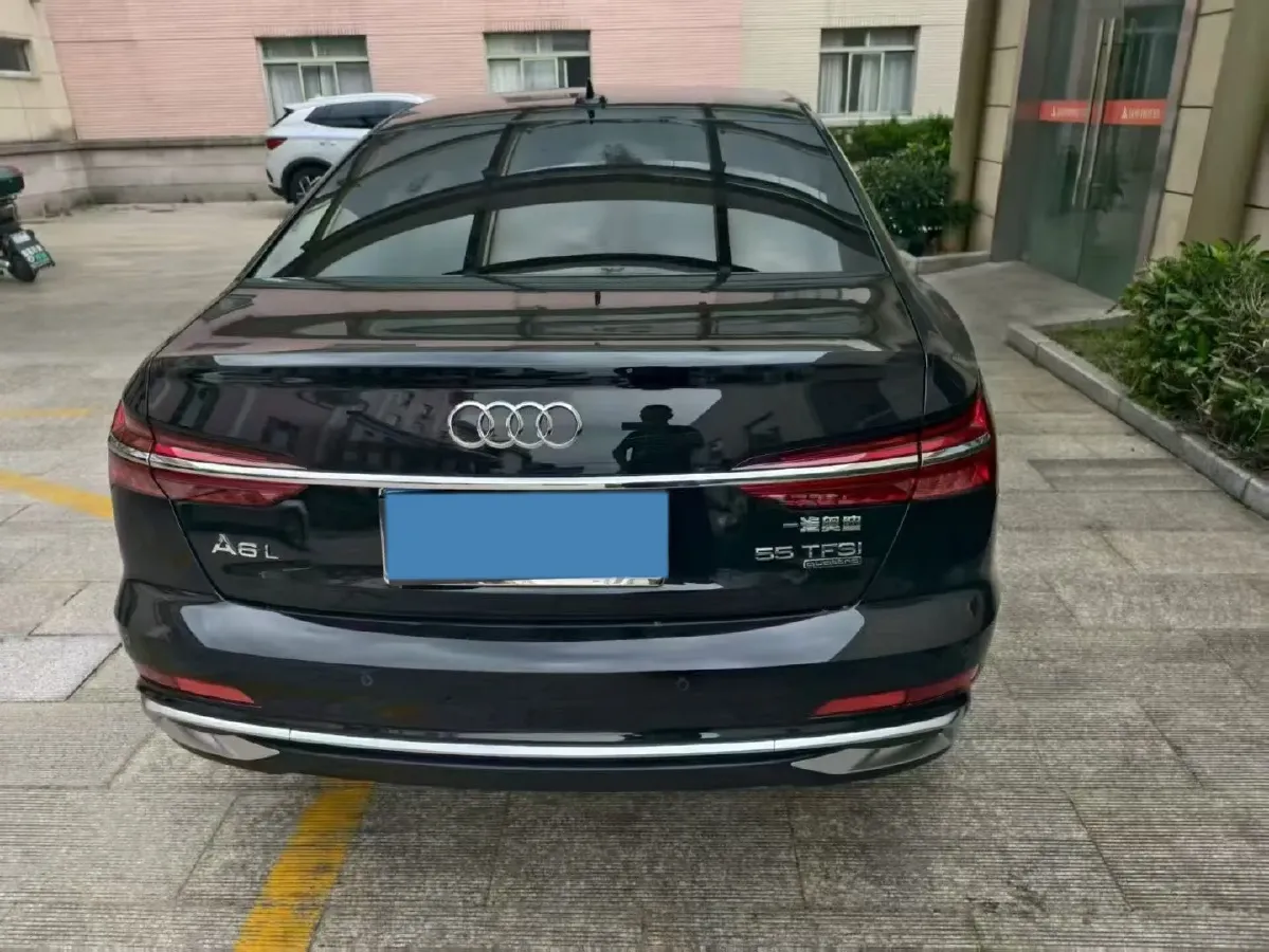 2025 Audi A6L 3.0T 340HP V6 7DCT,autocango,china used car exporter,china ev exporter,chinese used car exporter,chinese used ev exporter