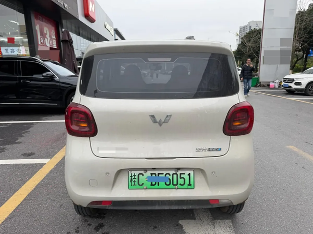 2025 WuLing HongGuang MINI EV BEV 16.2KWH,autocango,china used car exporter,china ev exporter,chinese used car exporter,chinese used ev exporter