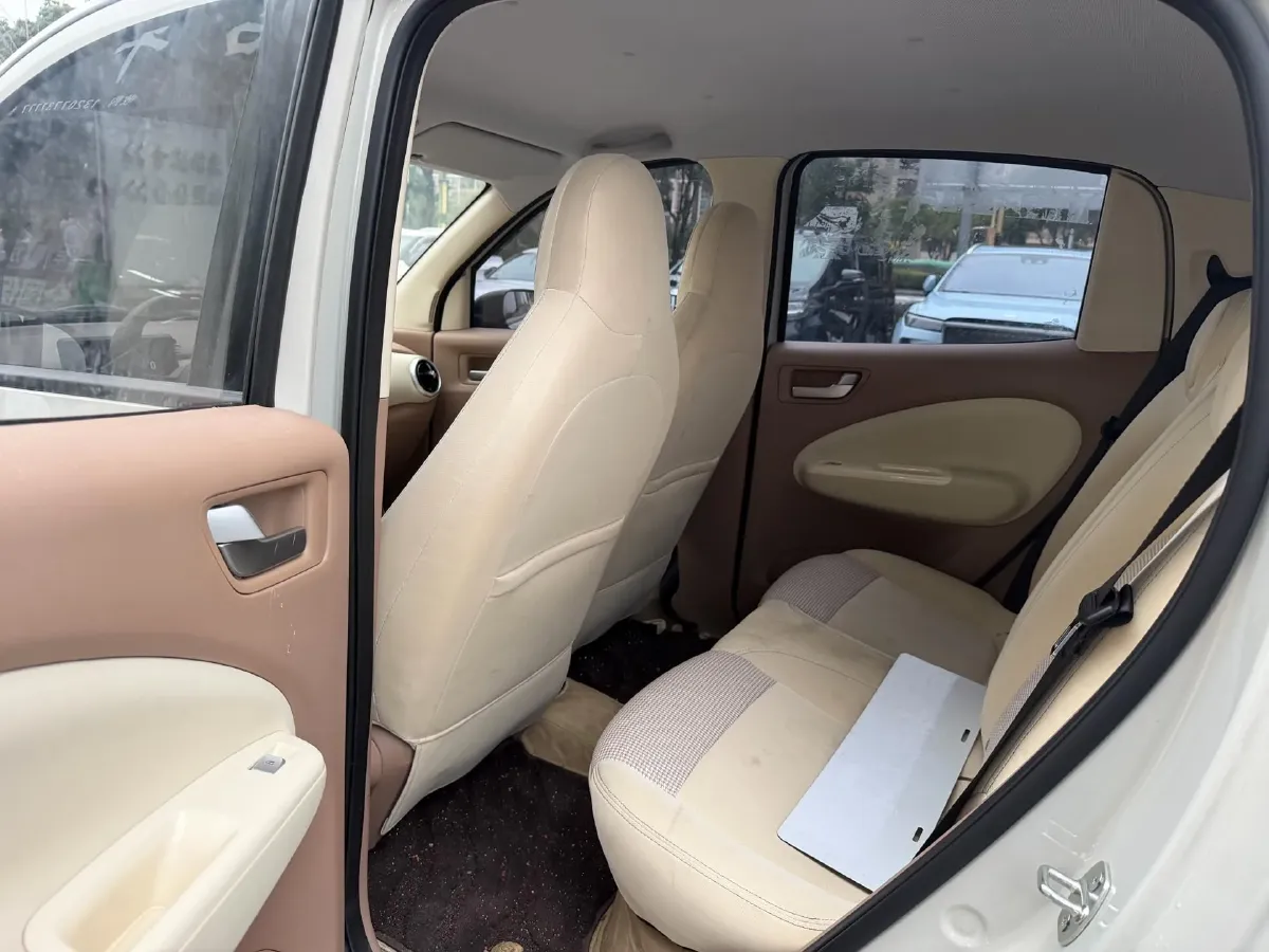 2025 WuLing HongGuang MINI EV BEV 16.2KWH,autocango,china used car exporter,china ev exporter,chinese used car exporter,chinese used ev exporter