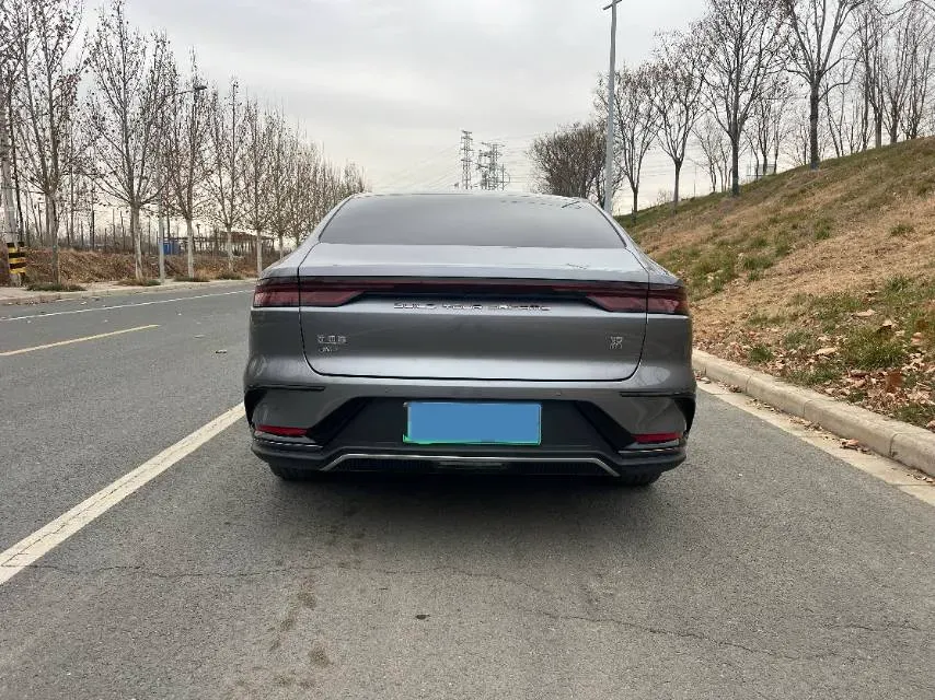 2022 Volkswagen Tiguan L 2.0T 186HP L4 7DCT,autocango,china used car exporter,china ev exporter,chinese used car exporter,chinese used ev exporter