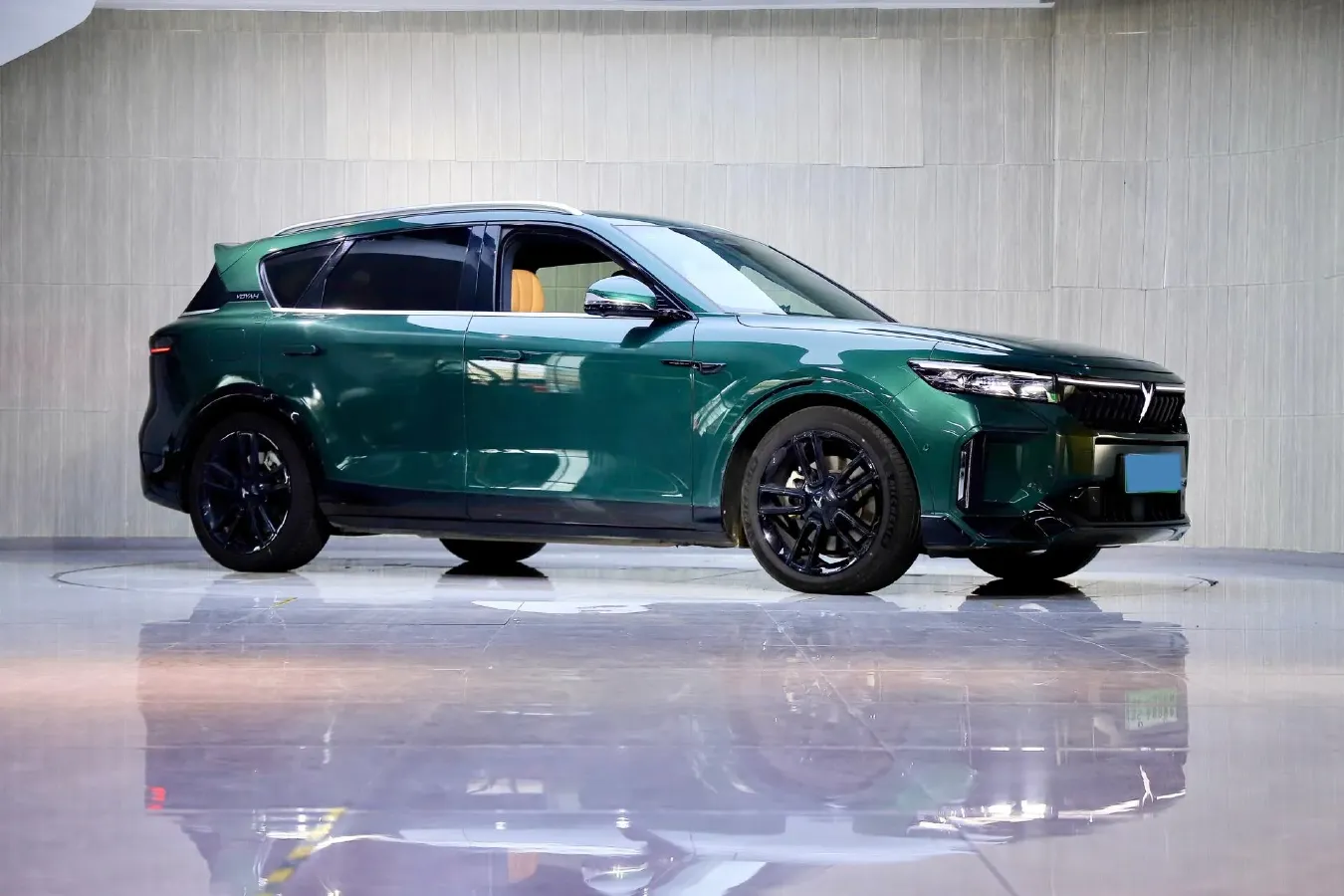 2024 Voyah FREE 1.5T 150HP L4 REEV 39.2KWH,autocango,china used car exporter,china ev exporter,chinese used car exporter,chinese used ev exporter