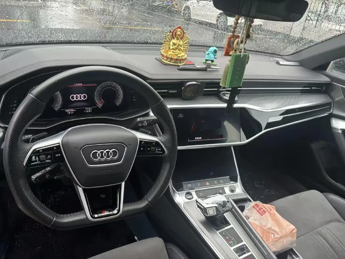 2021 Audi A6L 2.0T 224HP L4 7DCT,autocango,china used car exporter,china ev exporter,chinese used car exporter,chinese used ev exporter