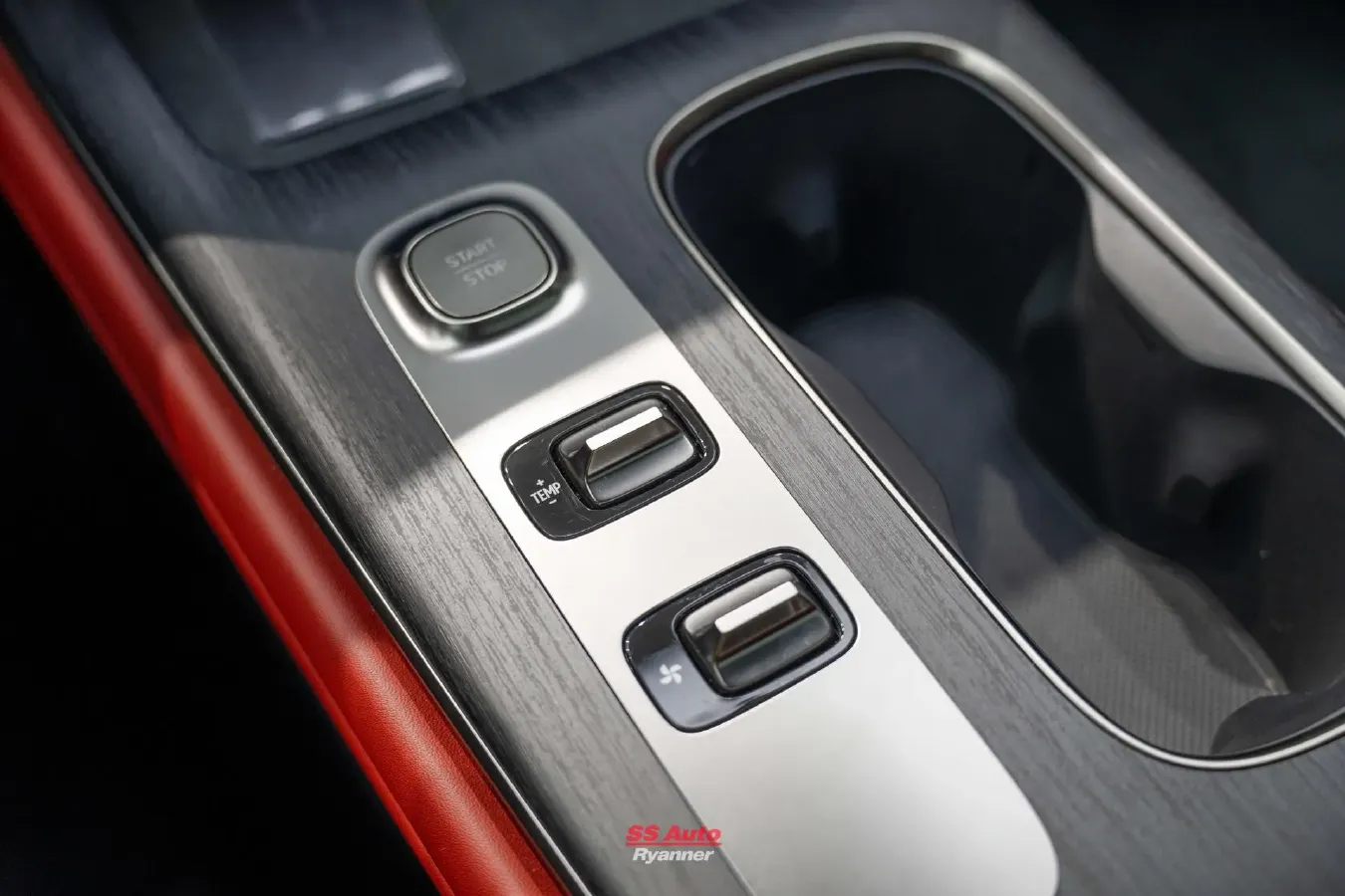 2024 MI SU7 BEV 94.3KWH,autocango,china used car exporter,china ev exporter,chinese used car exporter,chinese used ev exporter