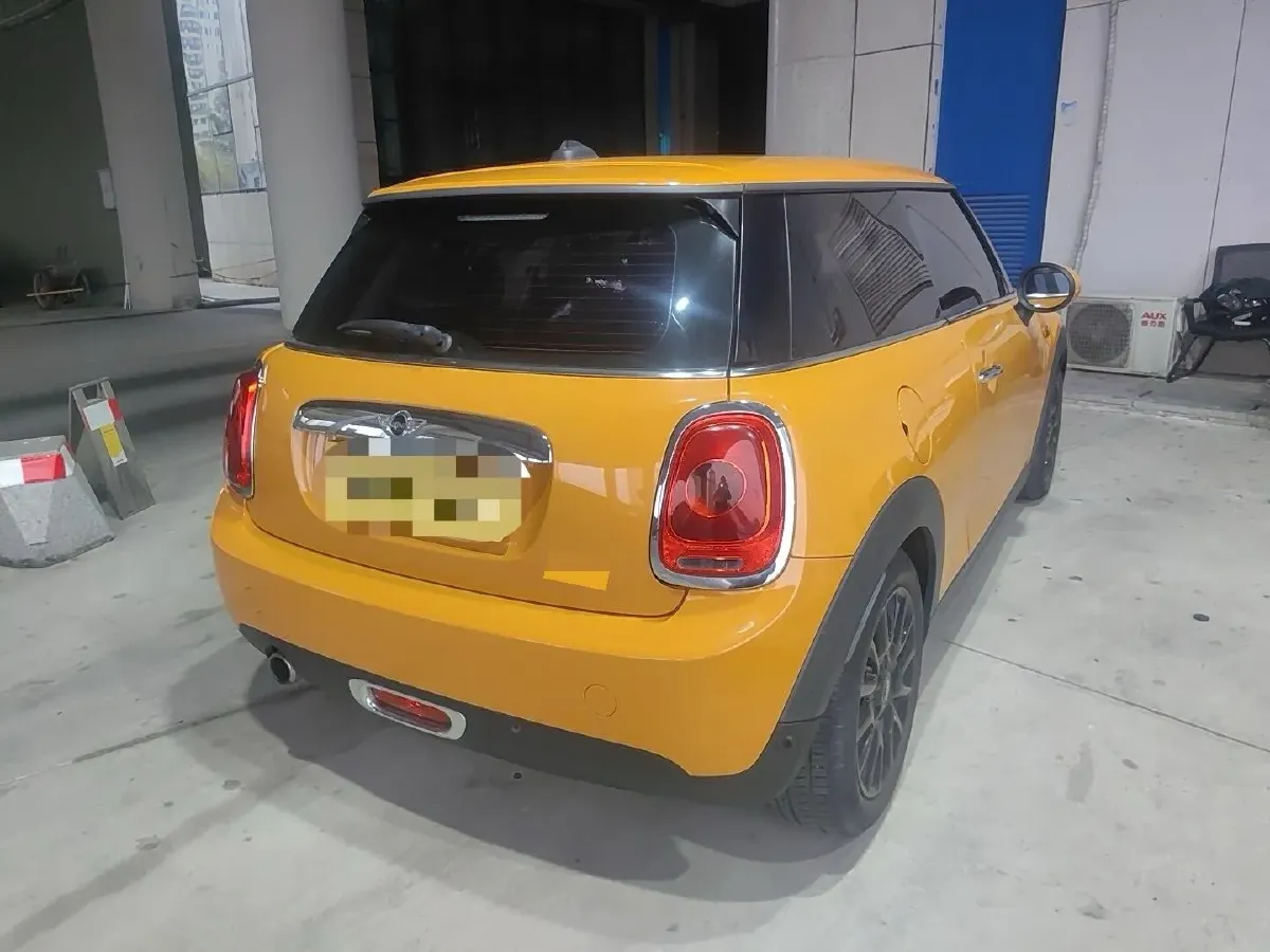 2016 MINI MINI 1.2T 102HP L3 6AT,autocango,china used car exporter,china ev exporter,chinese used car exporter,chinese used ev exporter
