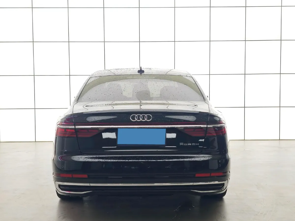2023 Audi A8 3.0T 286HP V6 8AT,autocango,china used car exporter,china ev exporter,chinese used car exporter,chinese used ev exporter