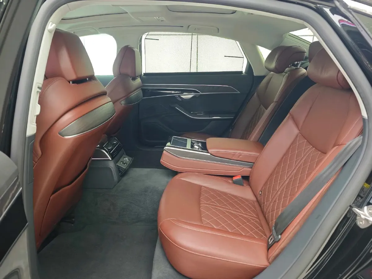 2023 Audi A8 3.0T 286HP V6 8AT,autocango,china used car exporter,china ev exporter,chinese used car exporter,chinese used ev exporter