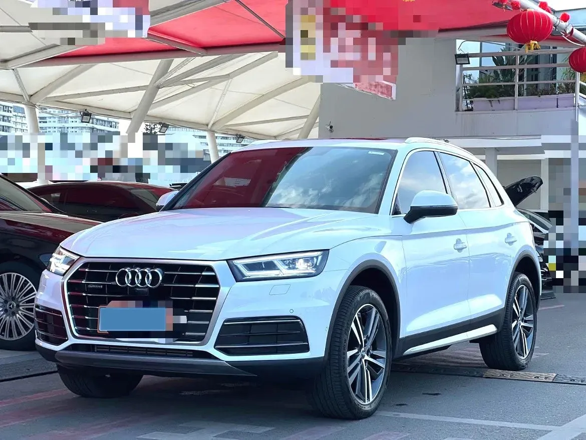 2020 Audi Q5L 2.0T 252HP L4 7DCT,autocango,china used car exporter,china ev exporter,chinese used car exporter,chinese used ev exporter