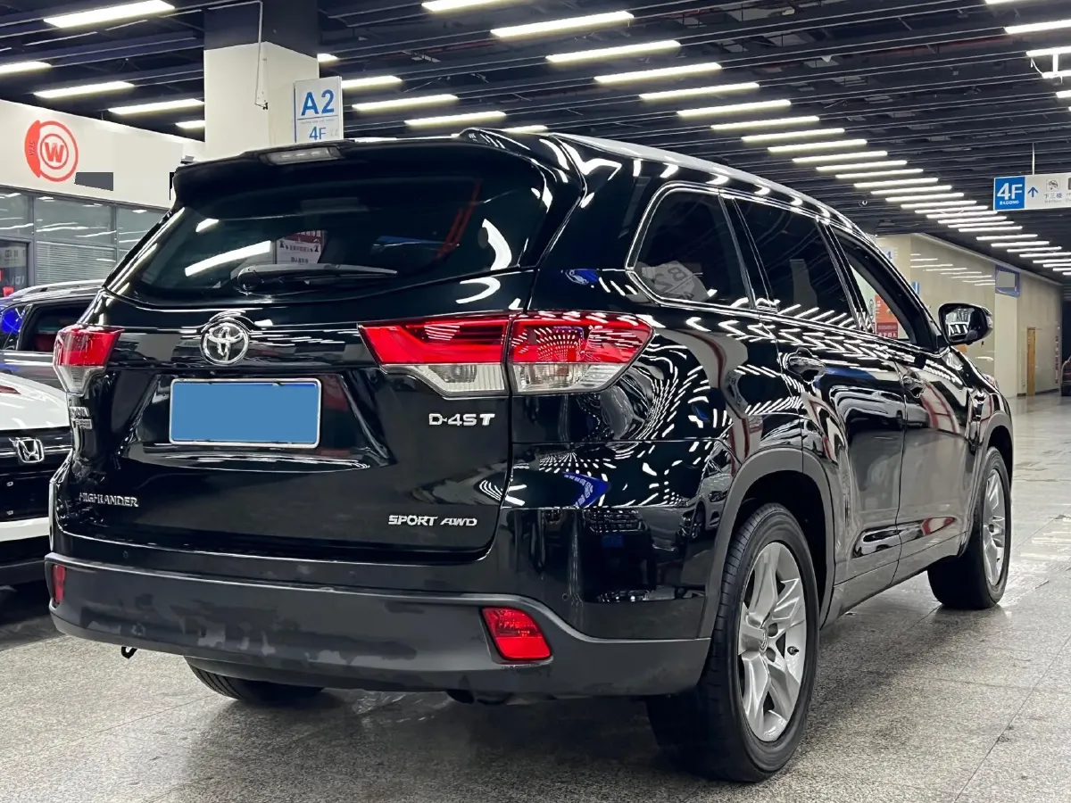 2018 Toyota Highlander 2.0T 220HP L4 6AT,autocango,china used car exporter,china ev exporter,chinese used car exporter,chinese used ev exporter