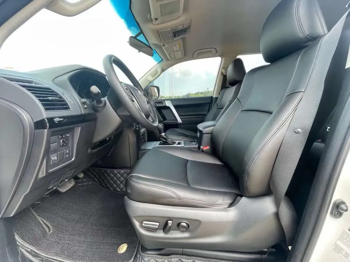 2022 Toyota 86 2.4L 234HP H4 6AT,autocango,china used car exporter,china ev exporter,chinese used car exporter,chinese used ev exporter