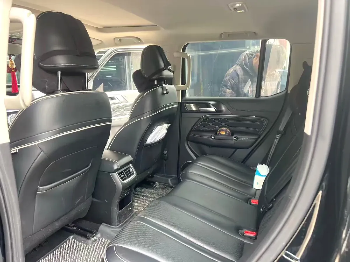 2021 Tank 300 2.0T 227HP L4 8AT,autocango,china used car exporter,china ev exporter,chinese used car exporter,chinese used ev exporter